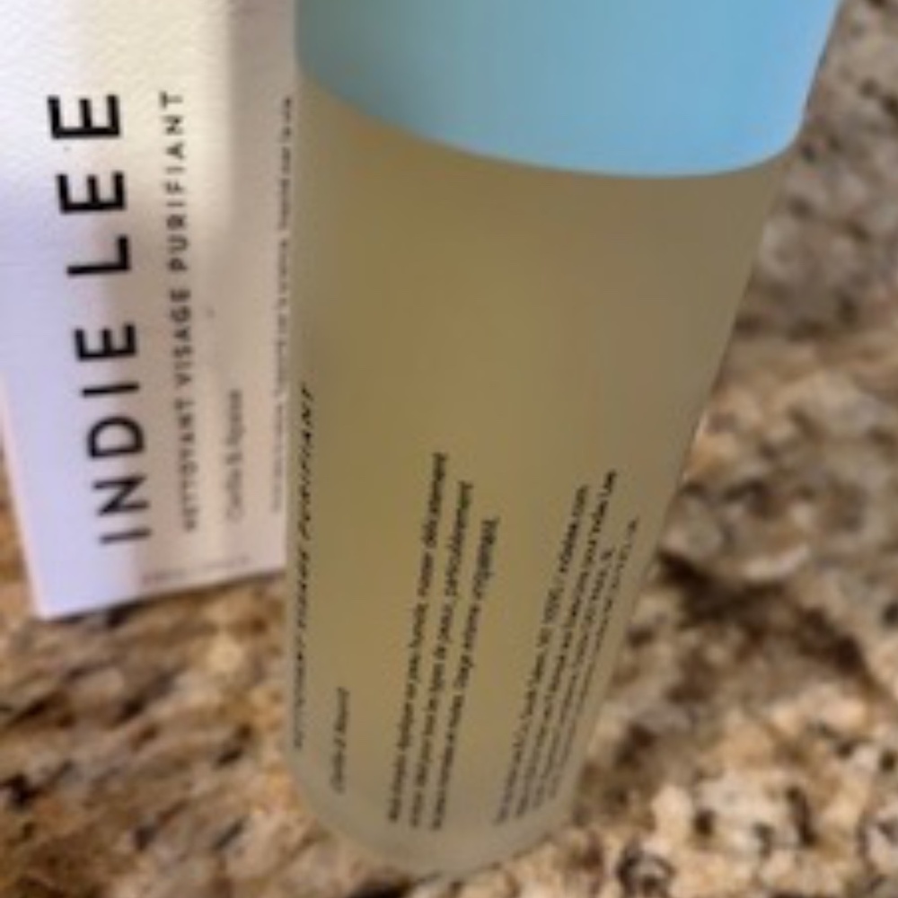 Indie Lee Purifying Face Wash *NEW* - Picture 9 of 9